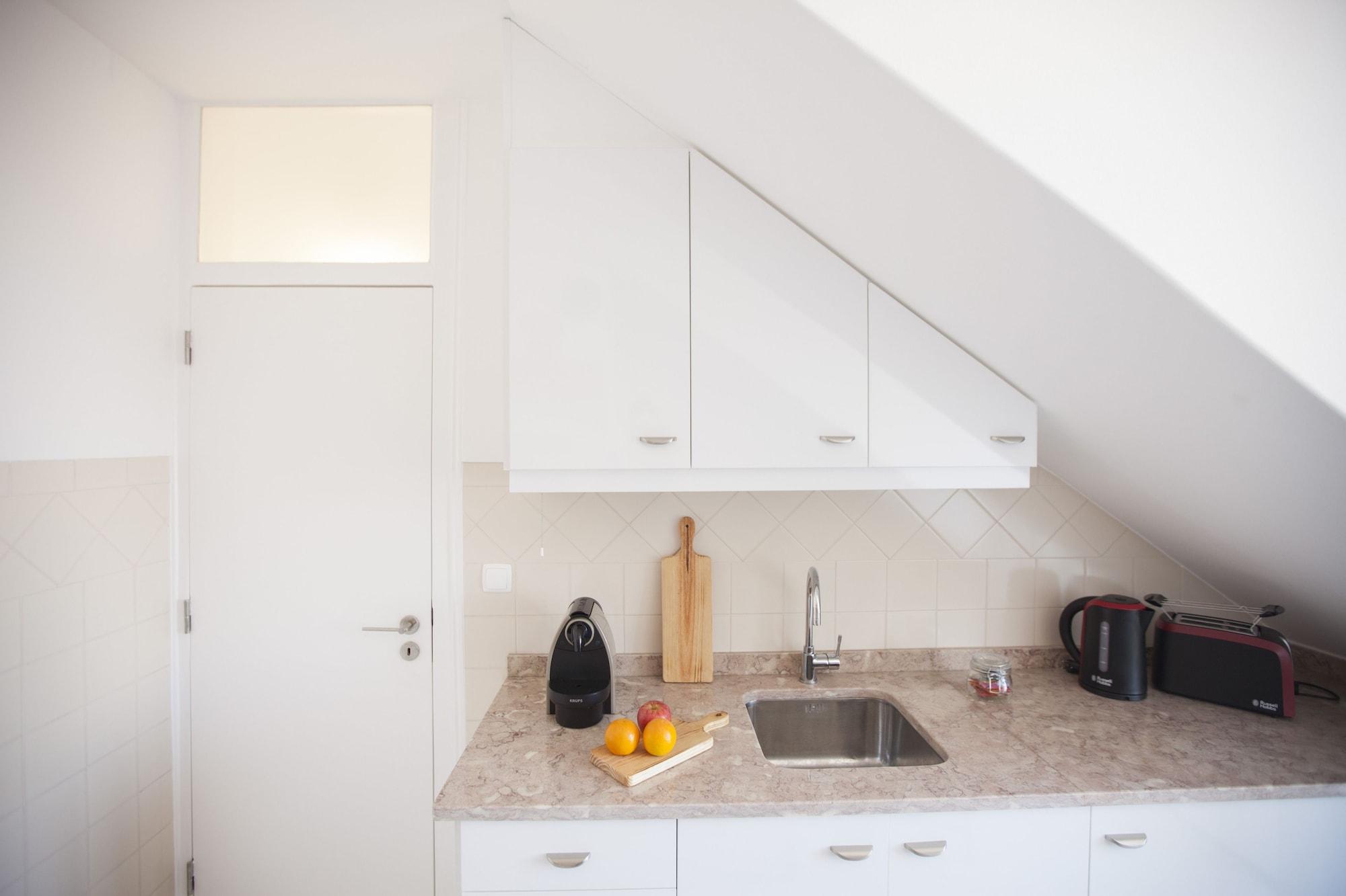 Otilia Apartamentos Лиссабон Экстерьер фото